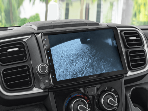 Rückfahrkamera nachrüsten, montieren oder einbauen in unserer Werkstatt Rückfahrkamera nachrüsten Wohnmobil Werkstatt in meiner Nähe